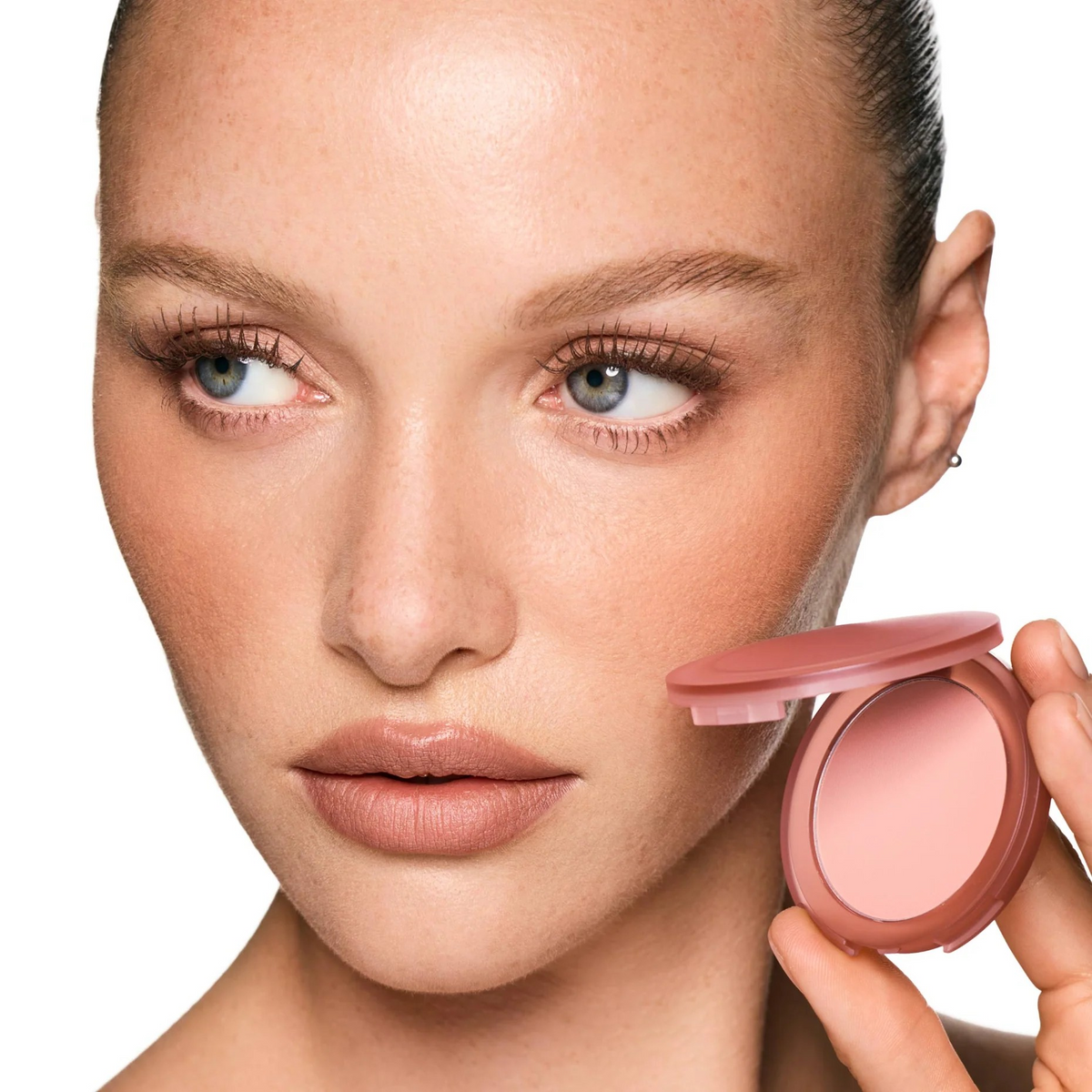 Close-Up Blurring Powder Blush Nabla